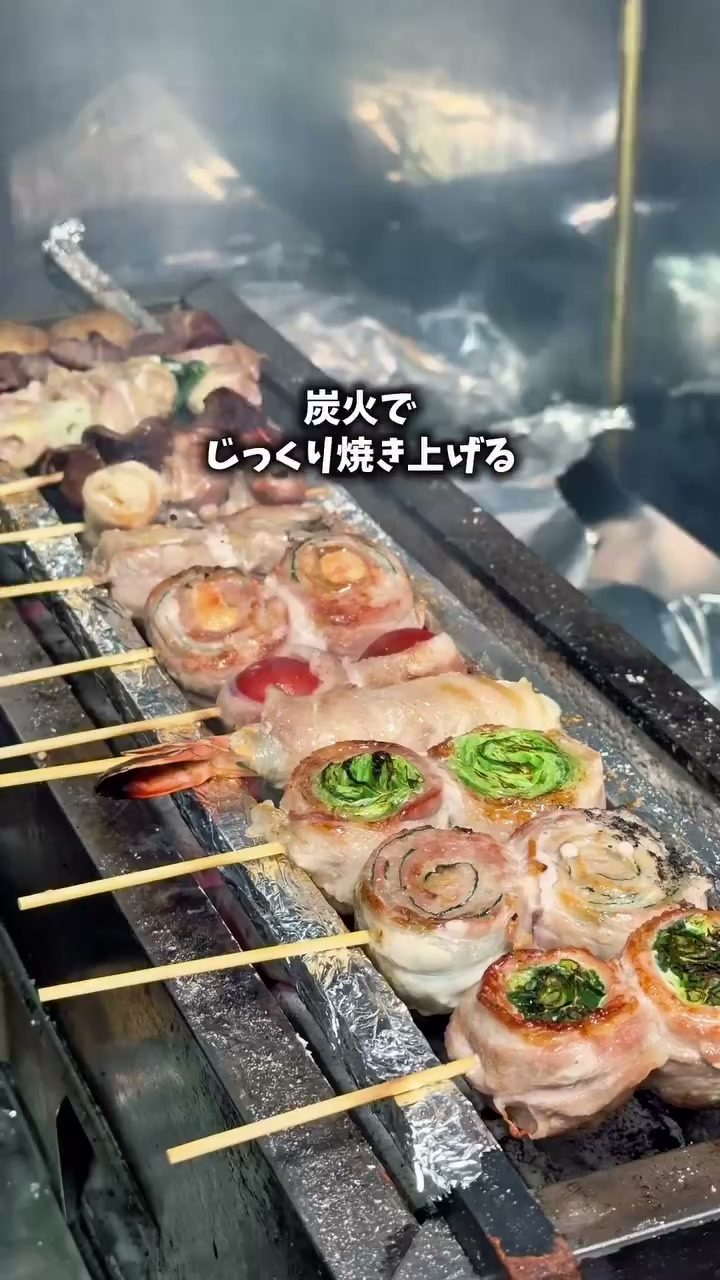 本場博多の人気店が姫路に初上陸!炭火野菜巻き串ともつ鍋の「博多うずまき」